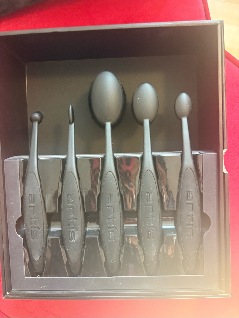 artis Black Oval Makeup Brush Set - 5-Piece Ergonomic Kit